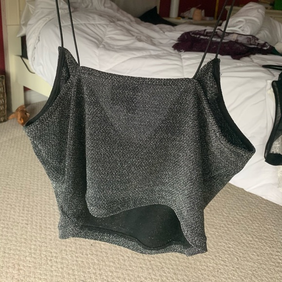 ✨2/$20✨ Sparkly Black Cropped Cowl Neck - Picture 3 of 3